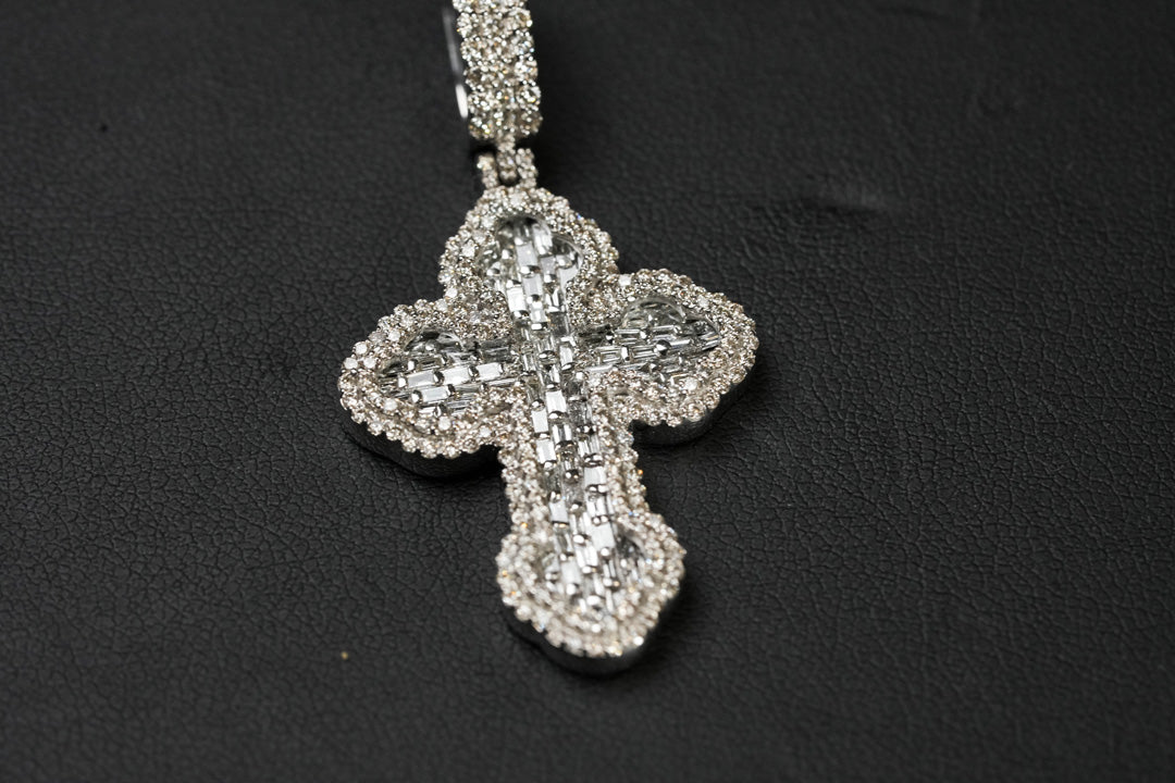 Diamond Baguette Cross White 10K