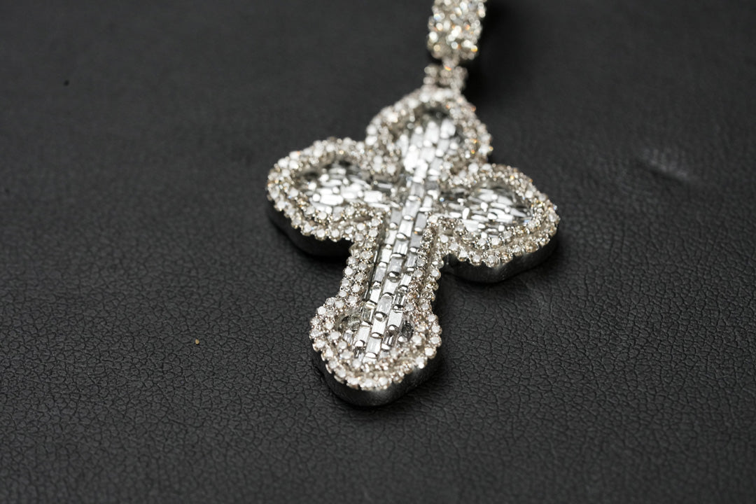 Diamond Baguette Cross White 10K