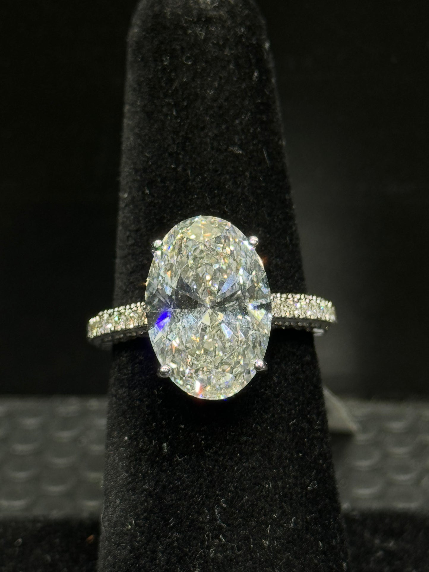 IGI Certified 7 Carat VS F Color Oval Shape Diamond Ring 14K White Gold